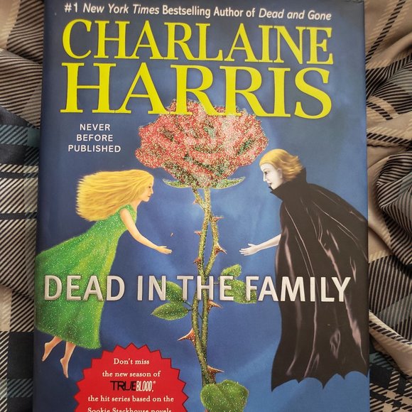 Book: Dead in the family By Charlaine Harris - Picture 1 of 3